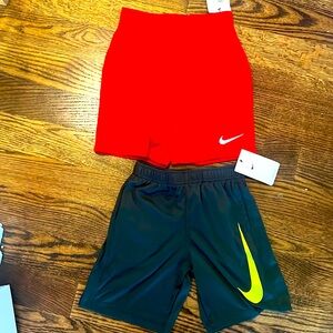 Boys bundle of size 7 Nike shorts!